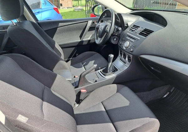 Mazda 3 cena 18300 przebieg: 144000, rok produkcji 2010 z Boguchwała małe 46